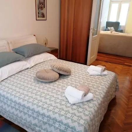 Any Apartman Póla