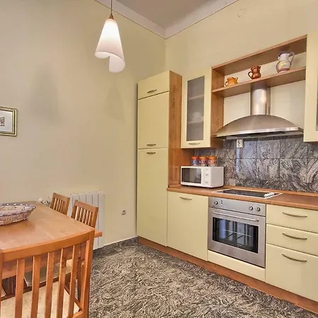 Any Apartman